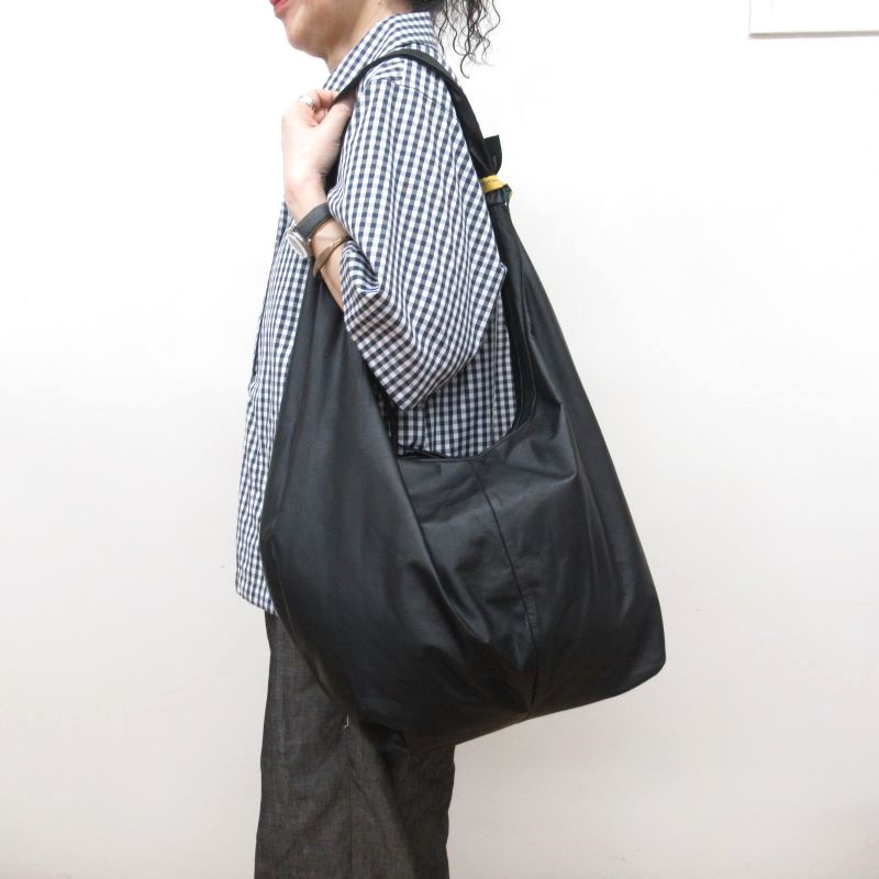 Ampersand  ウォッシャブルレザーZIPショルダーバッグ  BK 【日本製】